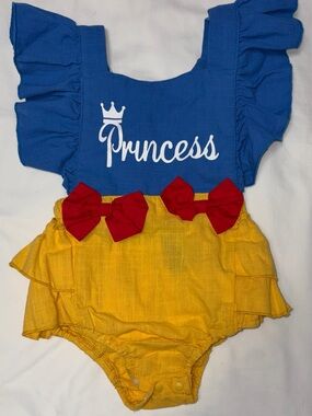 Boutique princess bubble with ruffed bottom and red bows sz 12-18 months EUC
